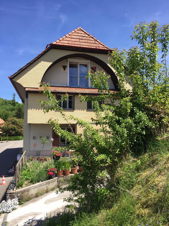 Ferienwohnung Burg Murten Bagian luar foto